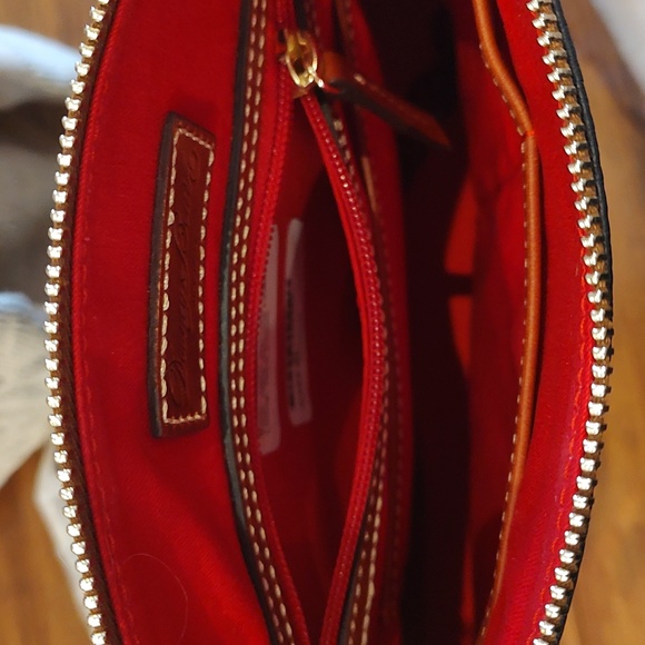 NEW Dooney and Bourke - Picture 3 of 6